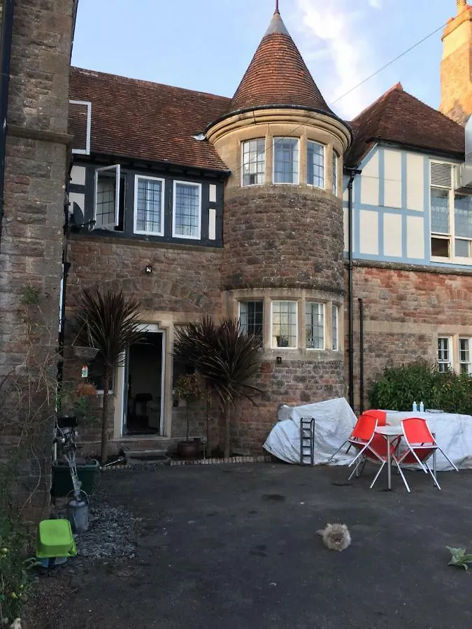 Holly Grove - Homestay Bristol 0*,  United Kingdom